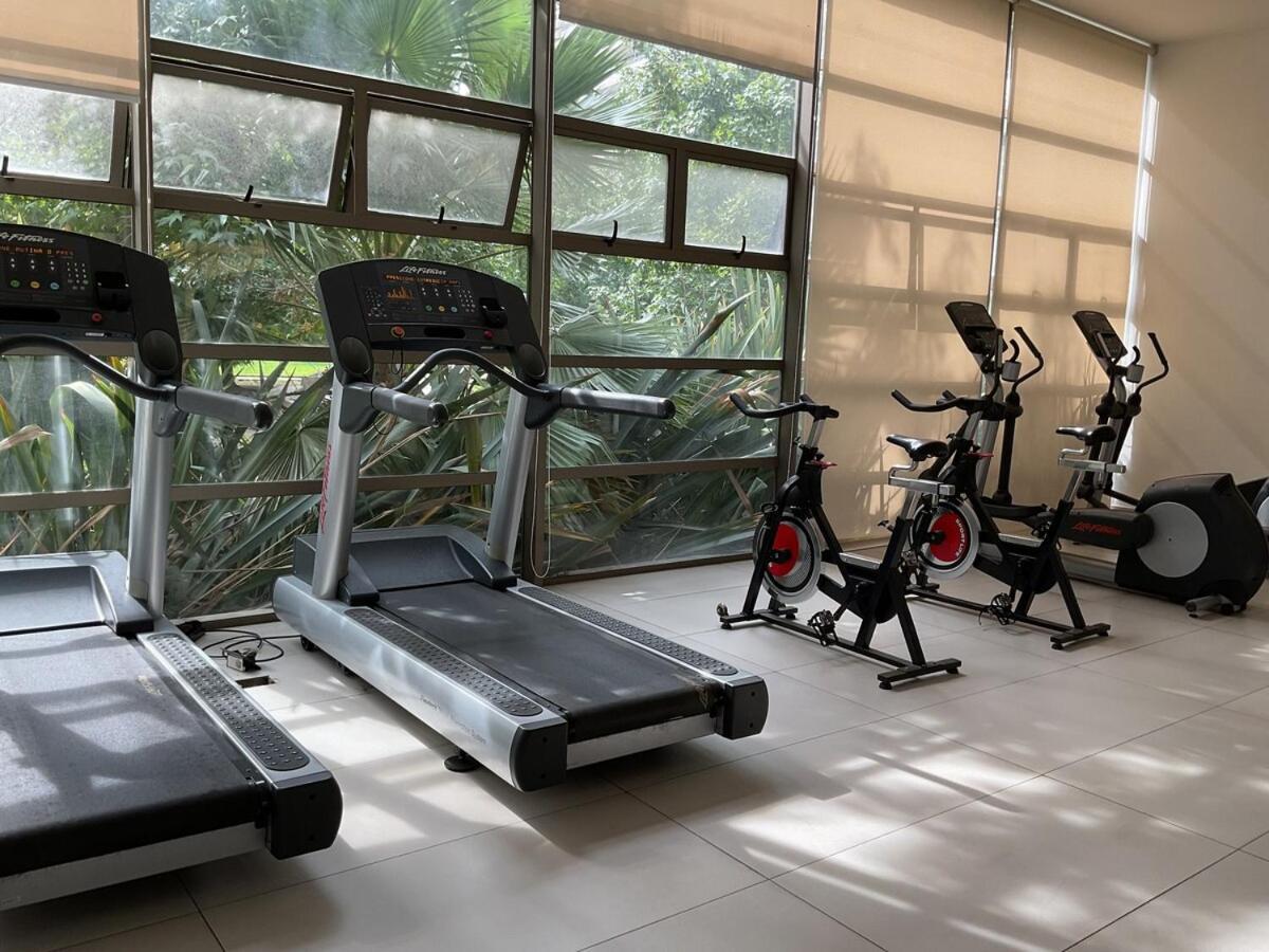 Mejor Ubicacion! Cerca A Mall Parque Arauco, Wifi, Balcon Santiago del Cile