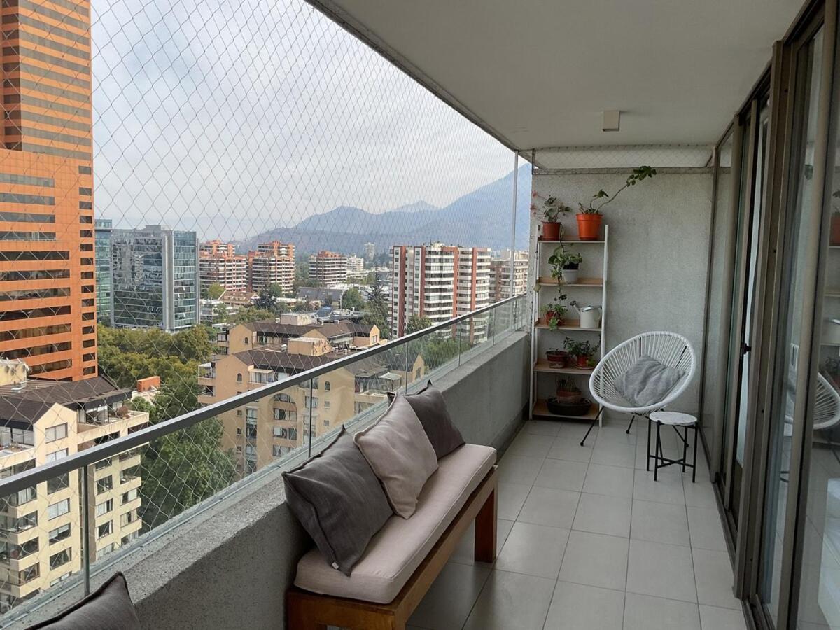 Mejor Ubicacion! Cerca A Mall Parque Arauco, Wifi, Balcon Appartamento